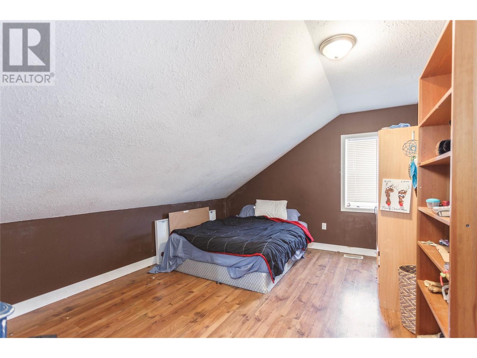 2037 Shuswap Avenue, Lumby, British Columbia  V0E 2G0 - Photo 32 - 10335273