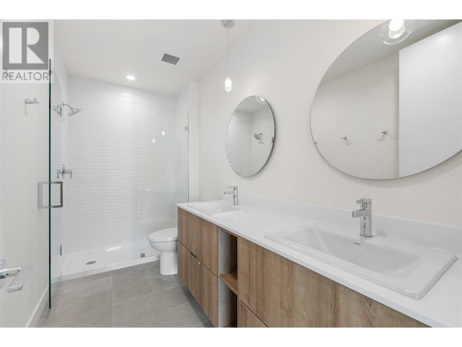 Property at 3699 Capozzi Road Unit# PH3 image 4