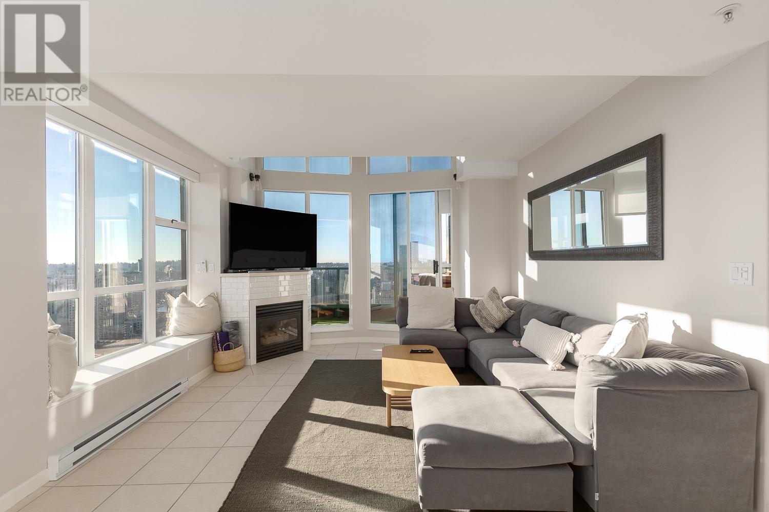 Listing Picture 3 of 35 : 3603 939 HOMER STREET, Vancouver / 溫哥華 - 魯藝地產 Yvonne Lu Group - MLS Medallion Club Member