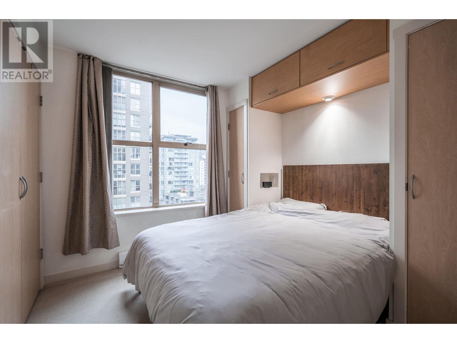 Listing Picture 16 of 28 : 1401 969 RICHARDS STREET, Vancouver / 溫哥華 - 魯藝地產 Yvonne Lu Group - MLS Medallion Club Member