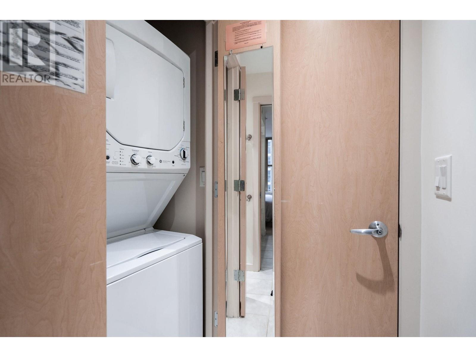 Listing Picture 23 of 28 : 1401 969 RICHARDS STREET, Vancouver / 溫哥華 - 魯藝地產 Yvonne Lu Group - MLS Medallion Club Member