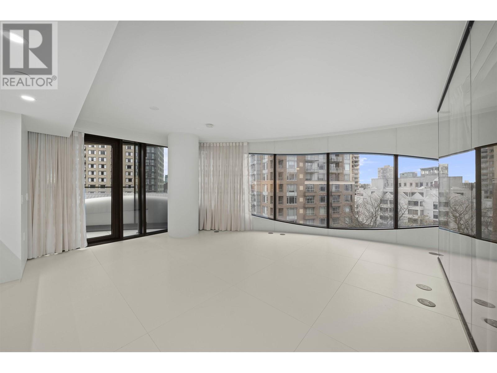 Listing Picture 21 of 29 : 702 1033 NELSON STREET, Vancouver / 溫哥華 - 魯藝地產 Yvonne Lu Group - MLS Medallion Club Member