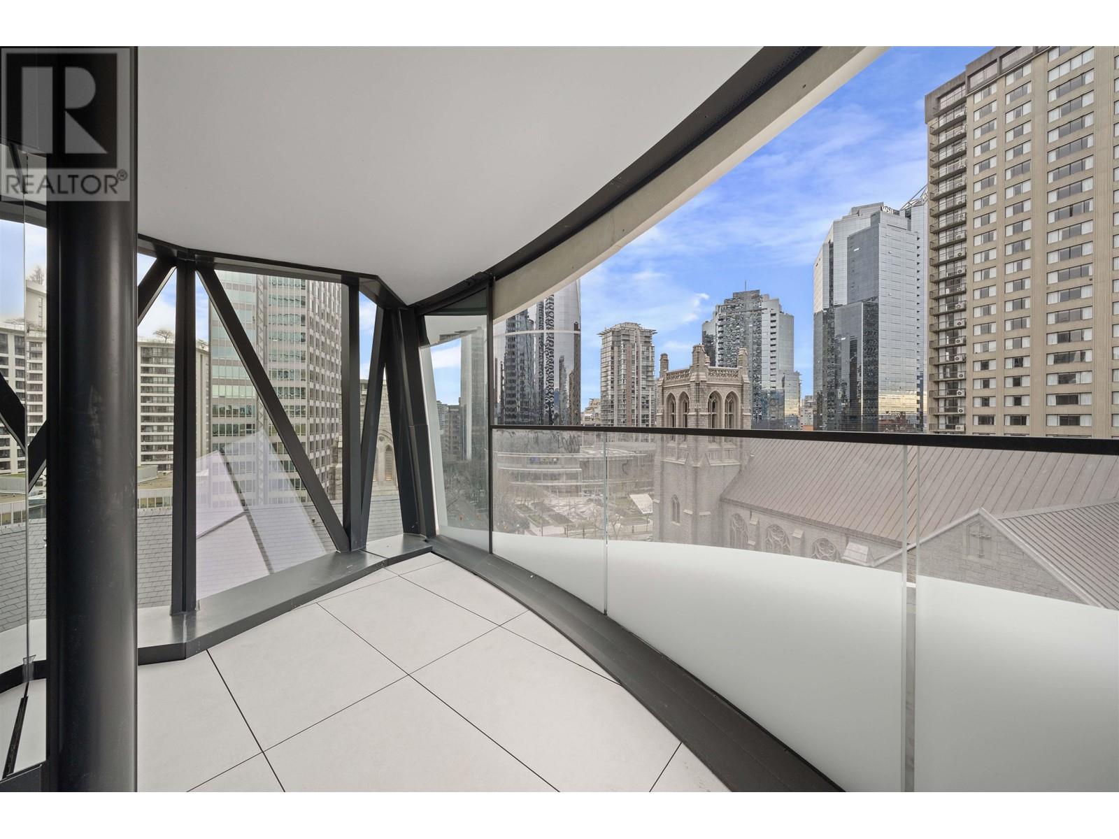 Listing Picture 22 of 29 : 702 1033 NELSON STREET, Vancouver / 溫哥華 - 魯藝地產 Yvonne Lu Group - MLS Medallion Club Member