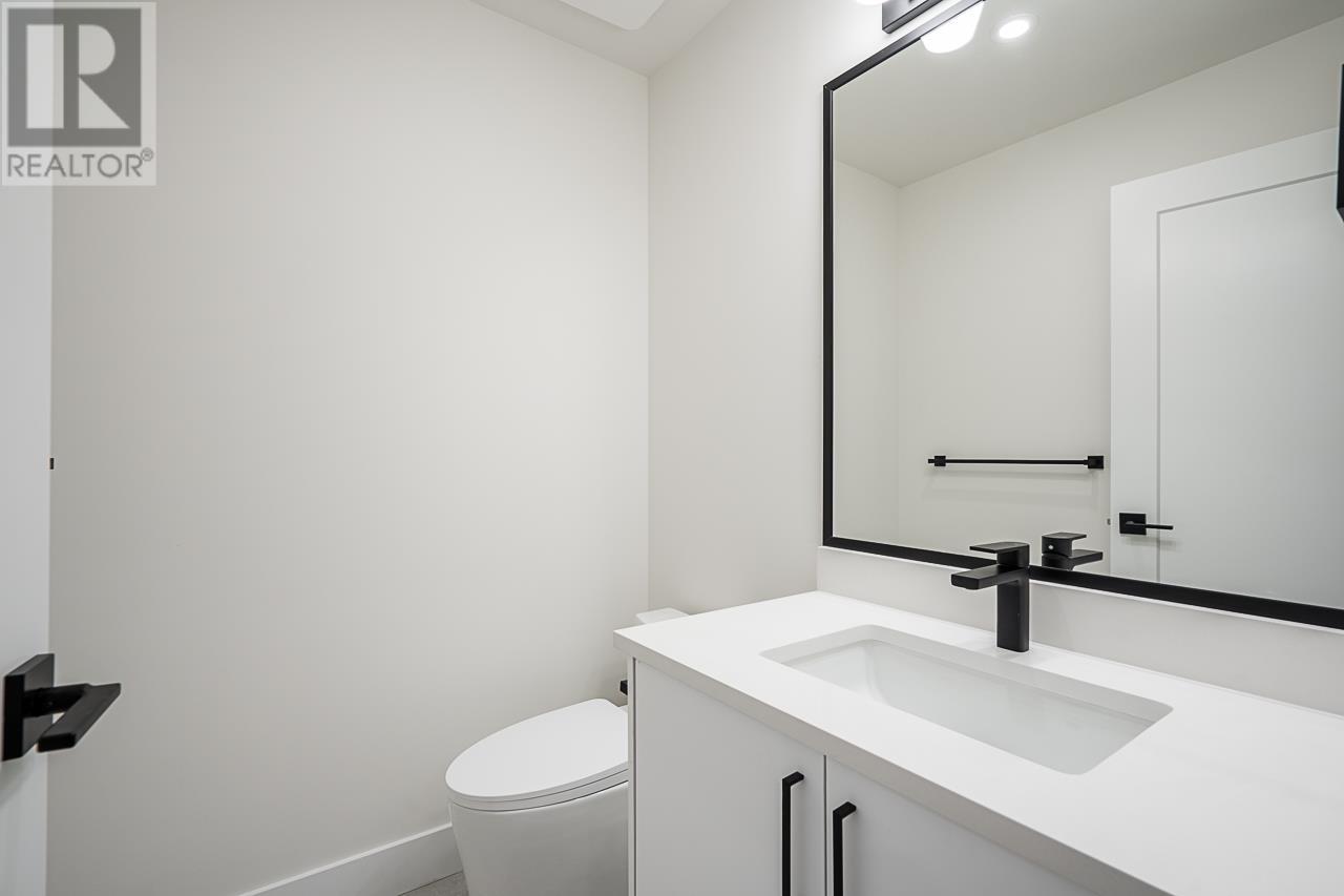 6150 Napier Street, Burnaby, British Columbia  V5B 2C1 - Photo 29 - R2968345