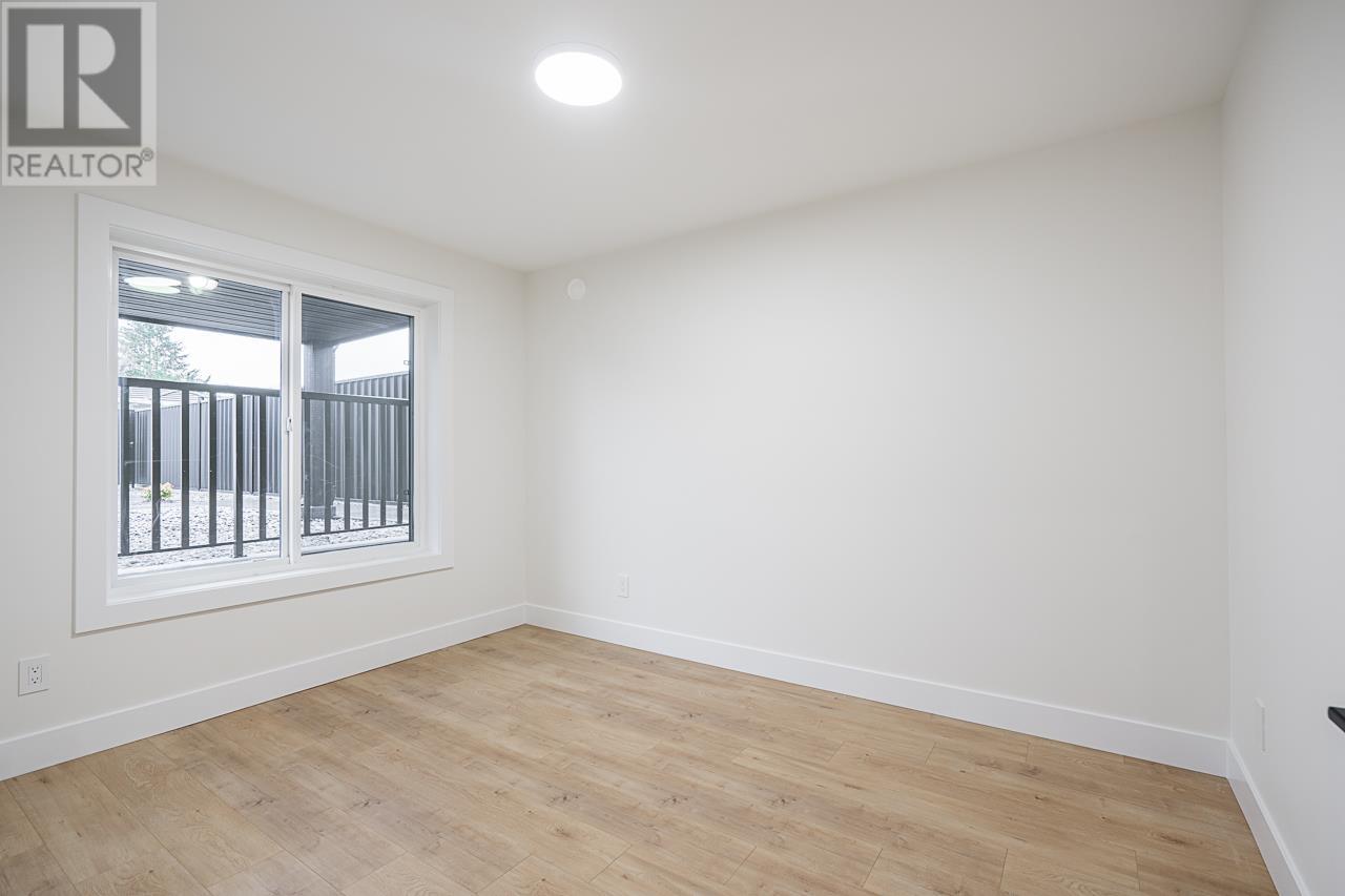 6150 Napier Street, Burnaby, British Columbia  V5B 2C1 - Photo 32 - R2968345