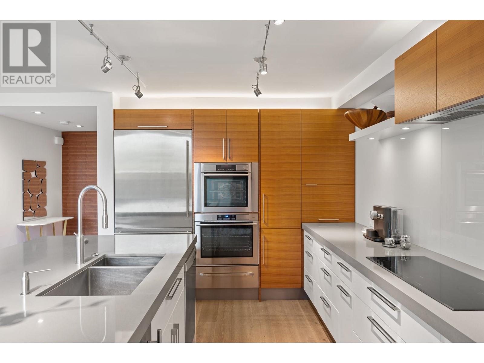 Listing Picture 20 of 40 : 306 4900 CARTIER STREET, Vancouver / 溫哥華 - 魯藝地產 Yvonne Lu Group - MLS Medallion Club Member