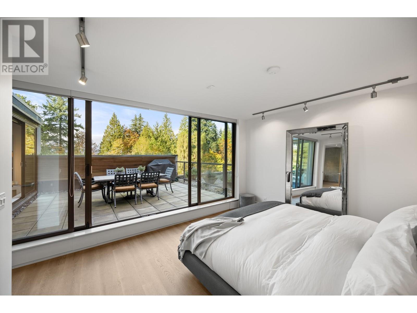 Listing Picture 32 of 40 : 306 4900 CARTIER STREET, Vancouver / 溫哥華 - 魯藝地產 Yvonne Lu Group - MLS Medallion Club Member