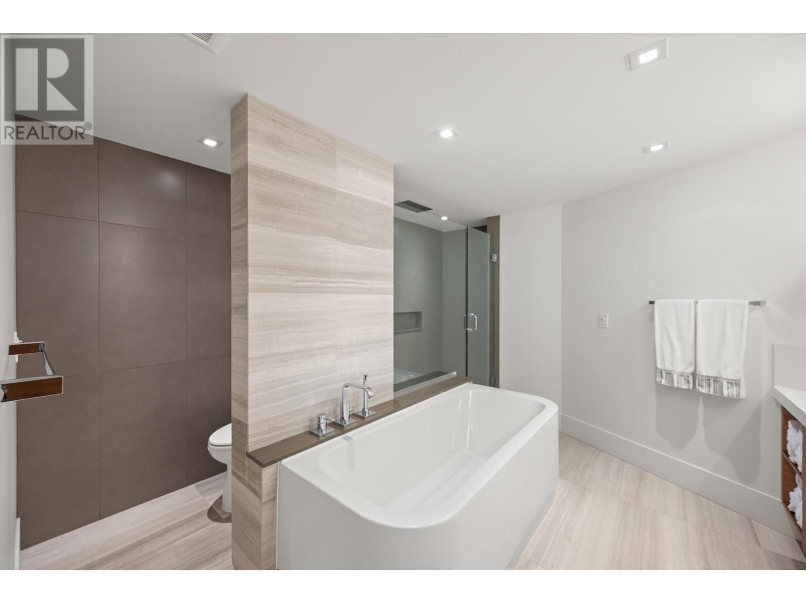 Listing Picture 35 of 40 : 306 4900 CARTIER STREET, Vancouver / 溫哥華 - 魯藝地產 Yvonne Lu Group - MLS Medallion Club Member