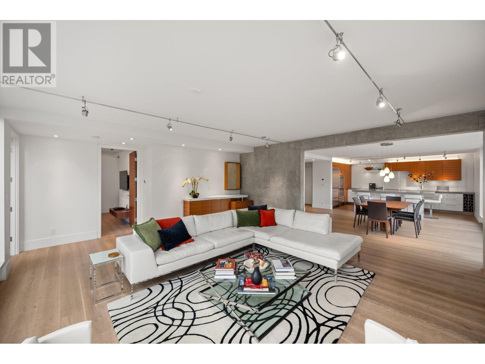 Listing Picture 5 of 40 : 306 4900 CARTIER STREET, Vancouver / 溫哥華 - 魯藝地產 Yvonne Lu Group - MLS Medallion Club Member