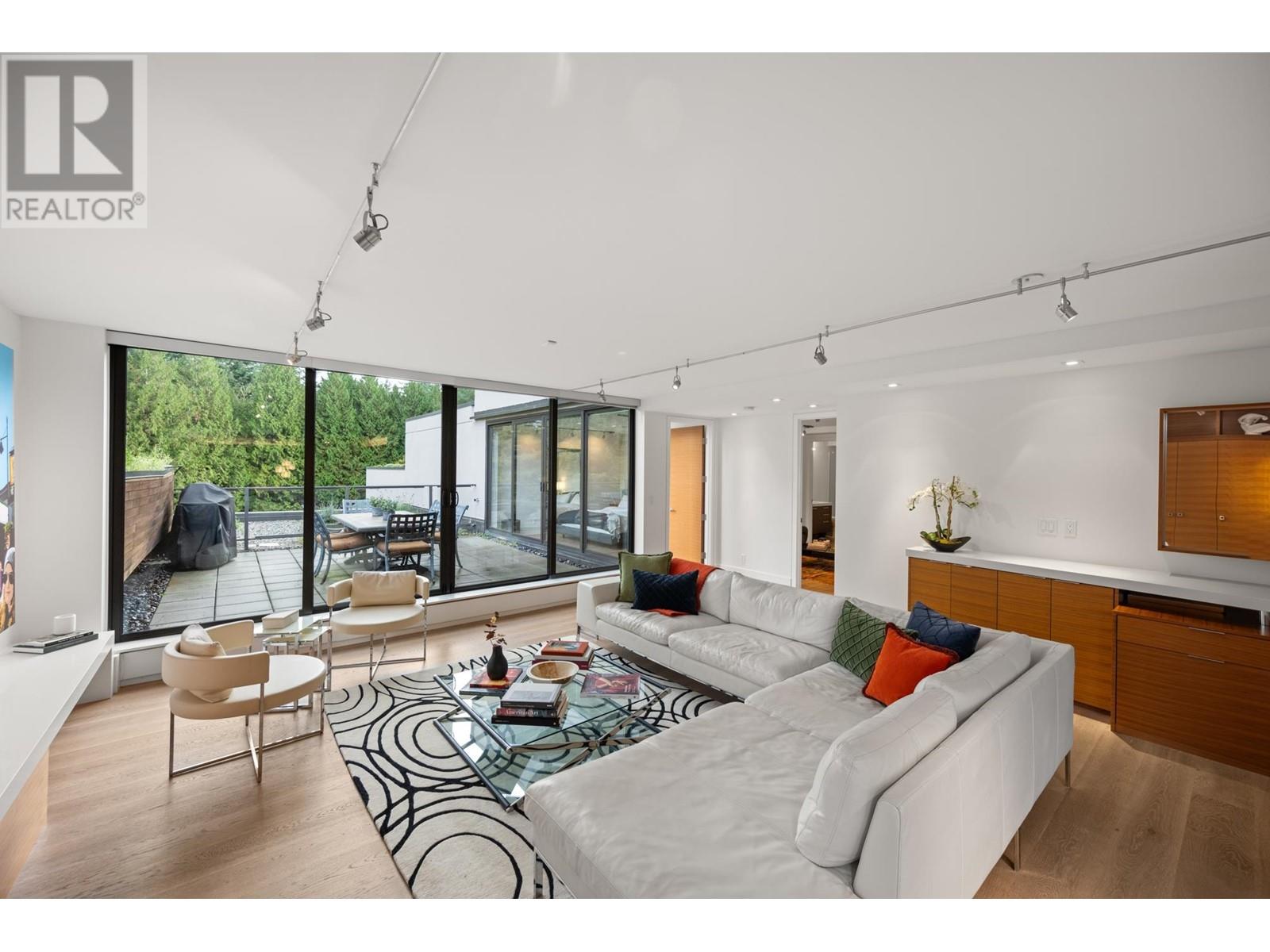 Listing Picture 6 of 40 : 306 4900 CARTIER STREET, Vancouver / 溫哥華 - 魯藝地產 Yvonne Lu Group - MLS Medallion Club Member