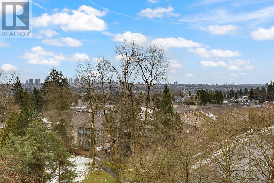 Listing Picture 12 of 15 : 902 7321 HALIFAX STREET, Burnaby / 本拿比 - 魯藝地產 Yvonne Lu Group - MLS Medallion Club Member