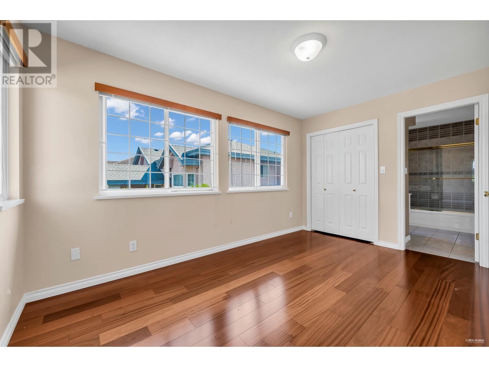 Listing Picture 23 of 32 : 10380 FINLAYSON DRIVE, Richmond / 烈治文 - 魯藝地產 Yvonne Lu Group - MLS Medallion Club Member