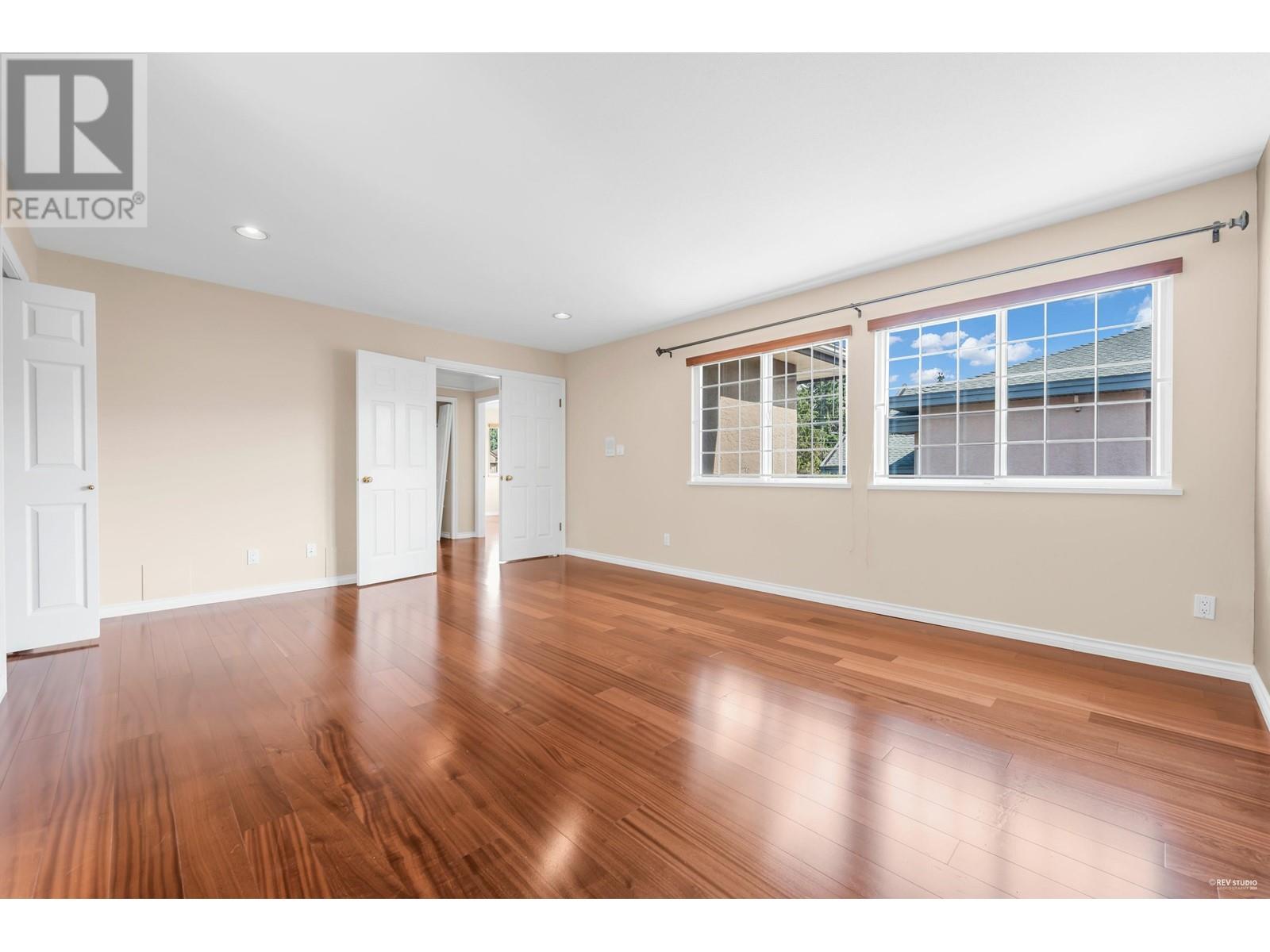 Listing Picture 27 of 32 : 10380 FINLAYSON DRIVE, Richmond / 烈治文 - 魯藝地產 Yvonne Lu Group - MLS Medallion Club Member
