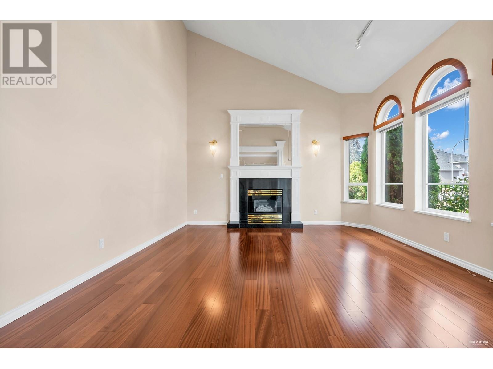 Listing Picture 7 of 32 : 10380 FINLAYSON DRIVE, Richmond / 烈治文 - 魯藝地產 Yvonne Lu Group - MLS Medallion Club Member