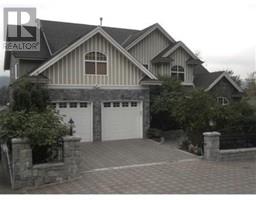 2916 ST GEORGE STREET, Port Moody, British Columbia