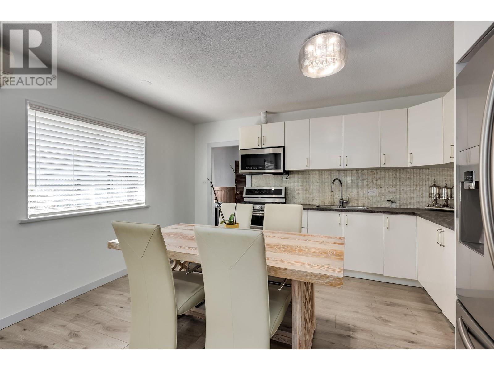 22557 136 Avenue, Maple Ridge, British Columbia  V4R 2P7 - Photo 8 - R2968351