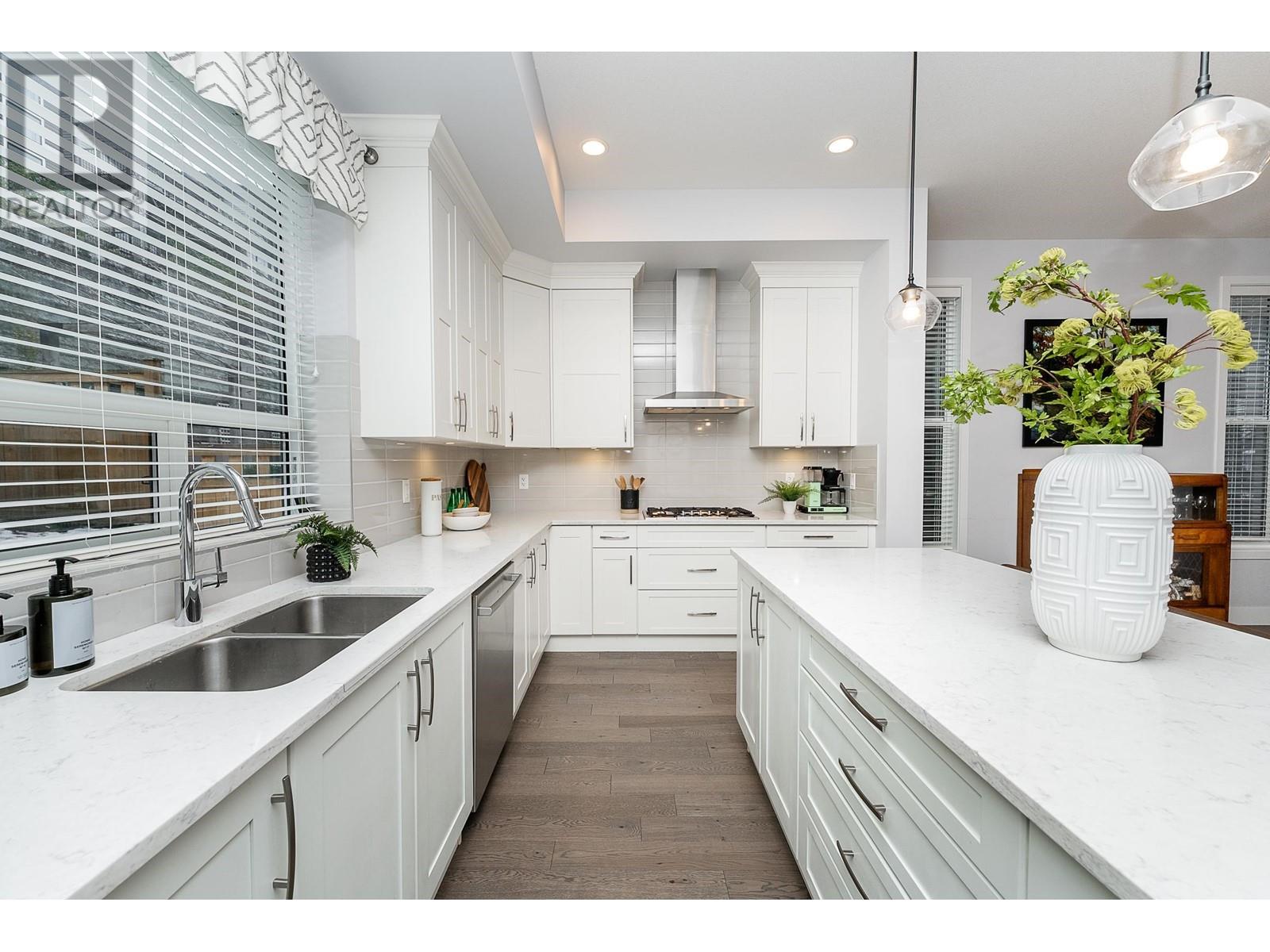 1416 Shay Street, Coquitlam, British Columbia  V3E 0L5 - Photo 8 - R2968363