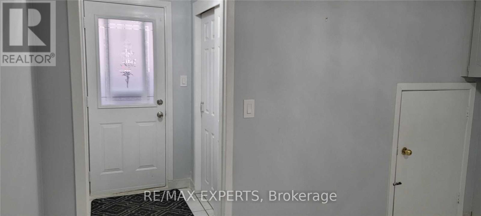 44 Marilyn Place, Vaughan, Ontario  L4L 2C3 - Photo 3 - N11965711