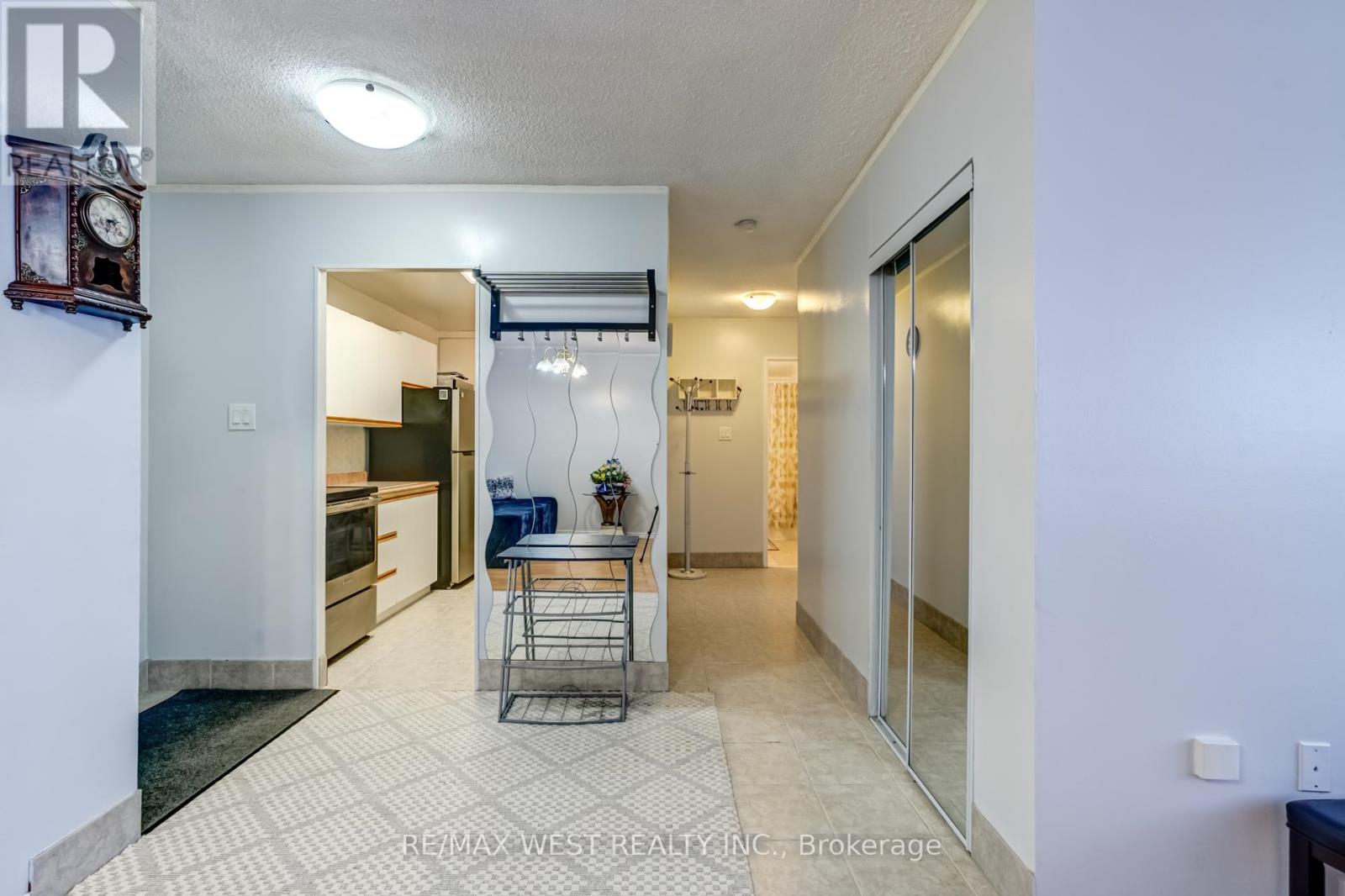 209 - 340 Dixon Road, Toronto, Ontario  M9R 1T1 - Photo 19 - W11978862