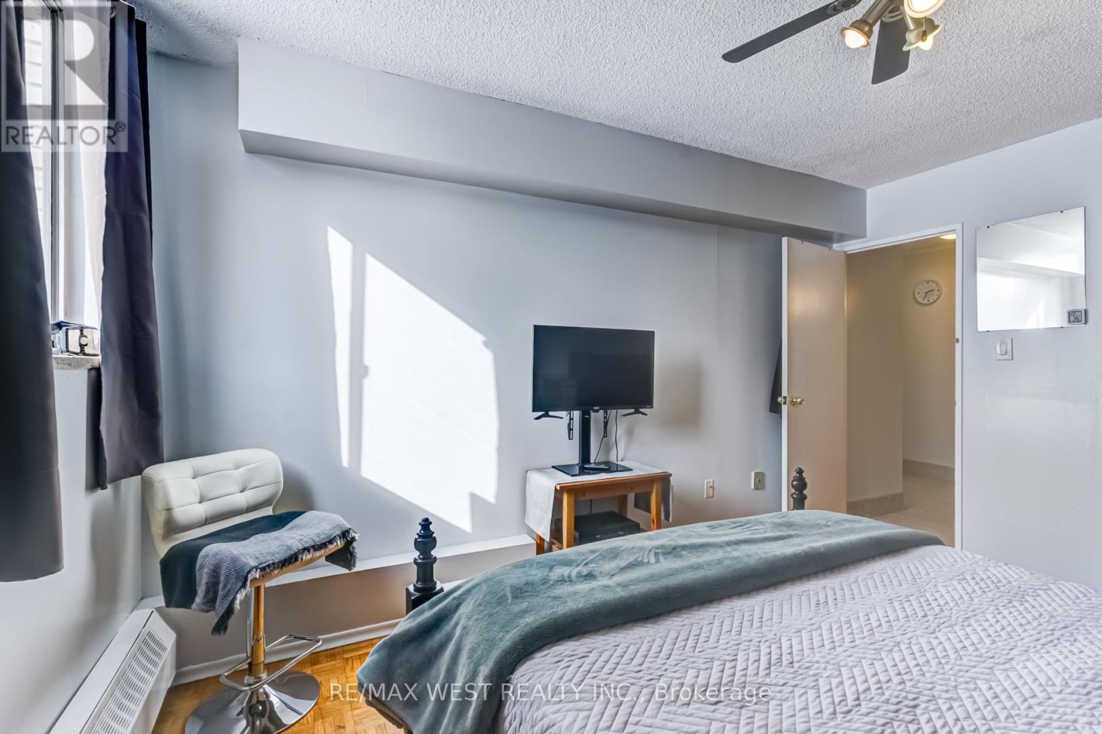 209 - 340 Dixon Road, Toronto, Ontario  M9R 1T1 - Photo 23 - W11978862