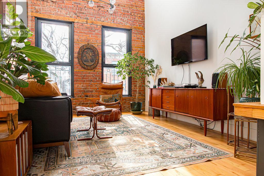 Property at 203 KING STREET E image 5