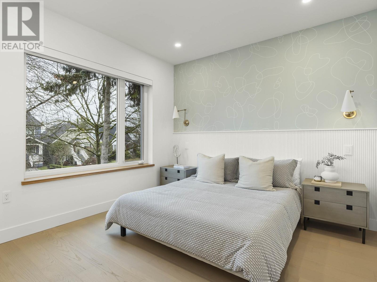 Listing Picture 24 of 39 : 1 3830 W 23RD AVENUE, Vancouver / 溫哥華 - 魯藝地產 Yvonne Lu Group - MLS Medallion Club Member