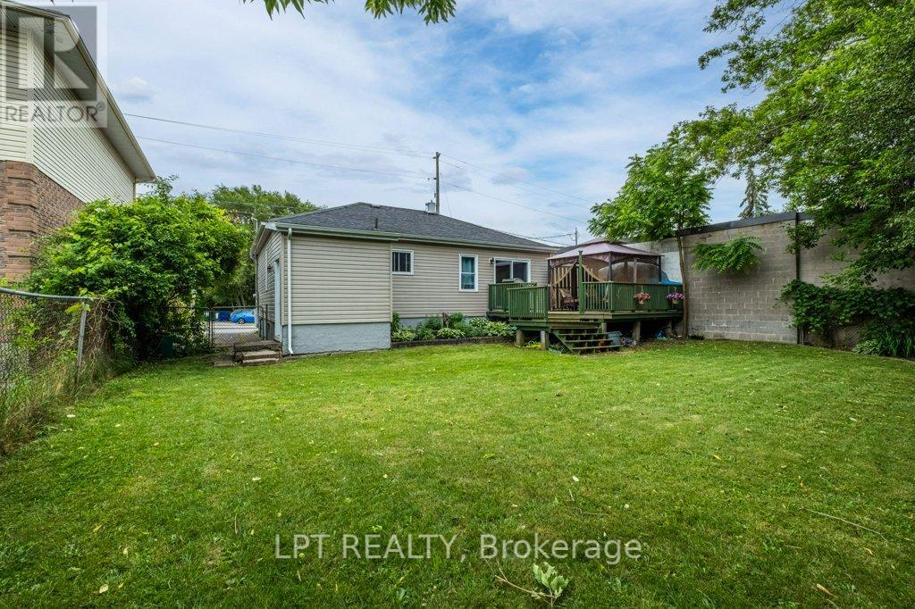 796 Montreal Street, Kingston (East Of Sir John A. Blvd), Ontario  K7K 3J5 - Photo 25 - X10415173