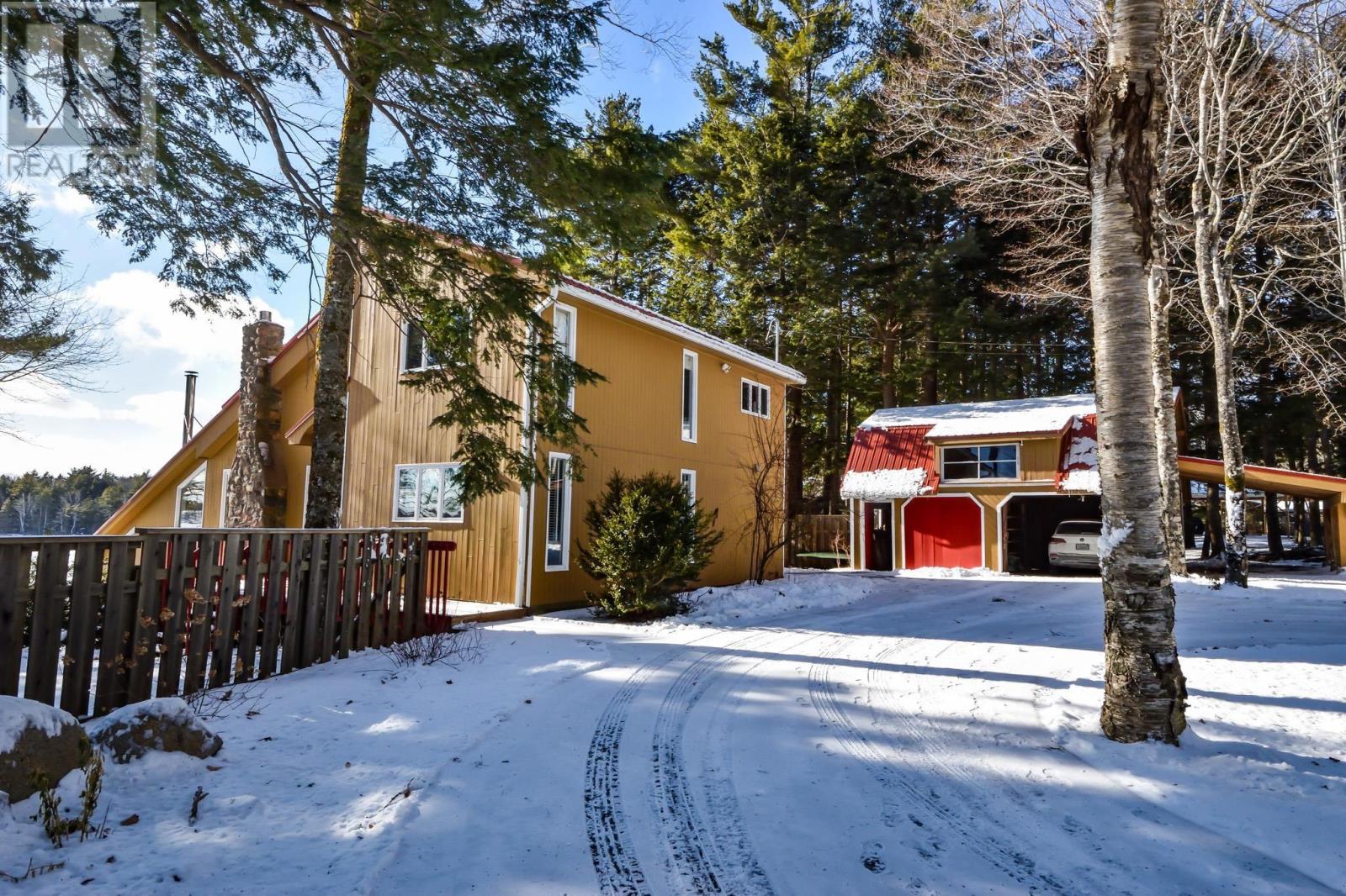 75 Lakeview Circle, Conquerall Mills, Nova Scotia  B4V 6A9 - Photo 2 - 202503205