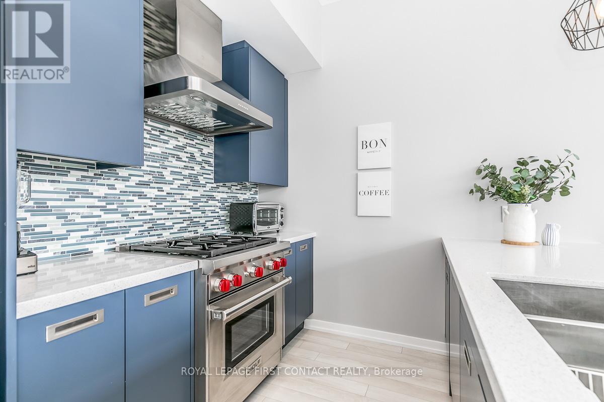 3645 Ferretti Court, Innisfil, Ontario  L9S 0N6 - Photo 4 - N11979079