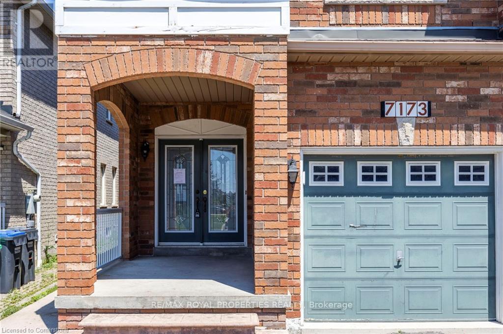 Property at 7173 VILLAGE WALK image 2