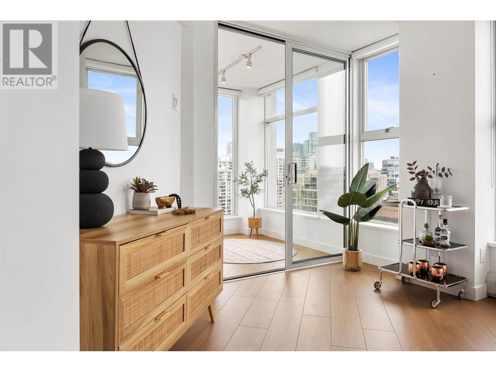 Listing Picture 7 of 40 : 3609 1009 EXPO BOULEVARD, Vancouver / 溫哥華 - 魯藝地產 Yvonne Lu Group - MLS Medallion Club Member