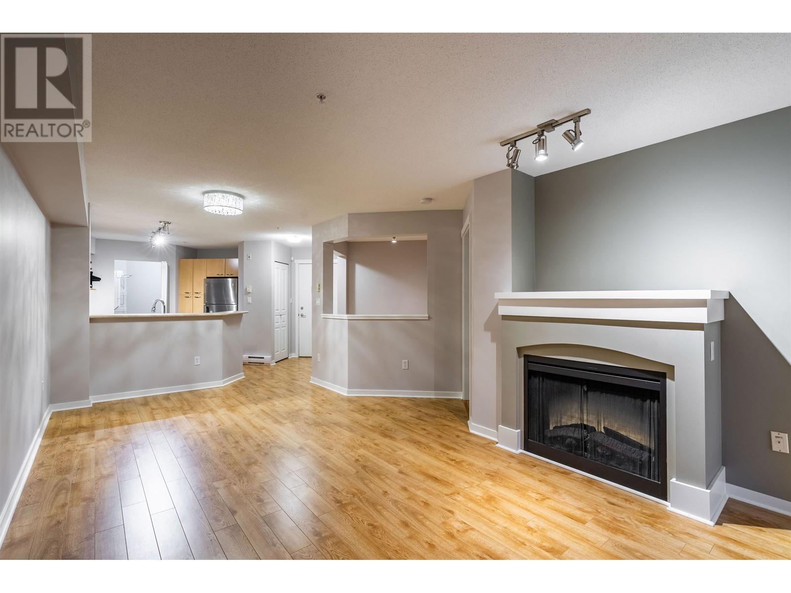 106 2958 Silver Springs Boulevard, Coquitlam, British Columbia  V3E 3R9 - Photo 5 - R2968439