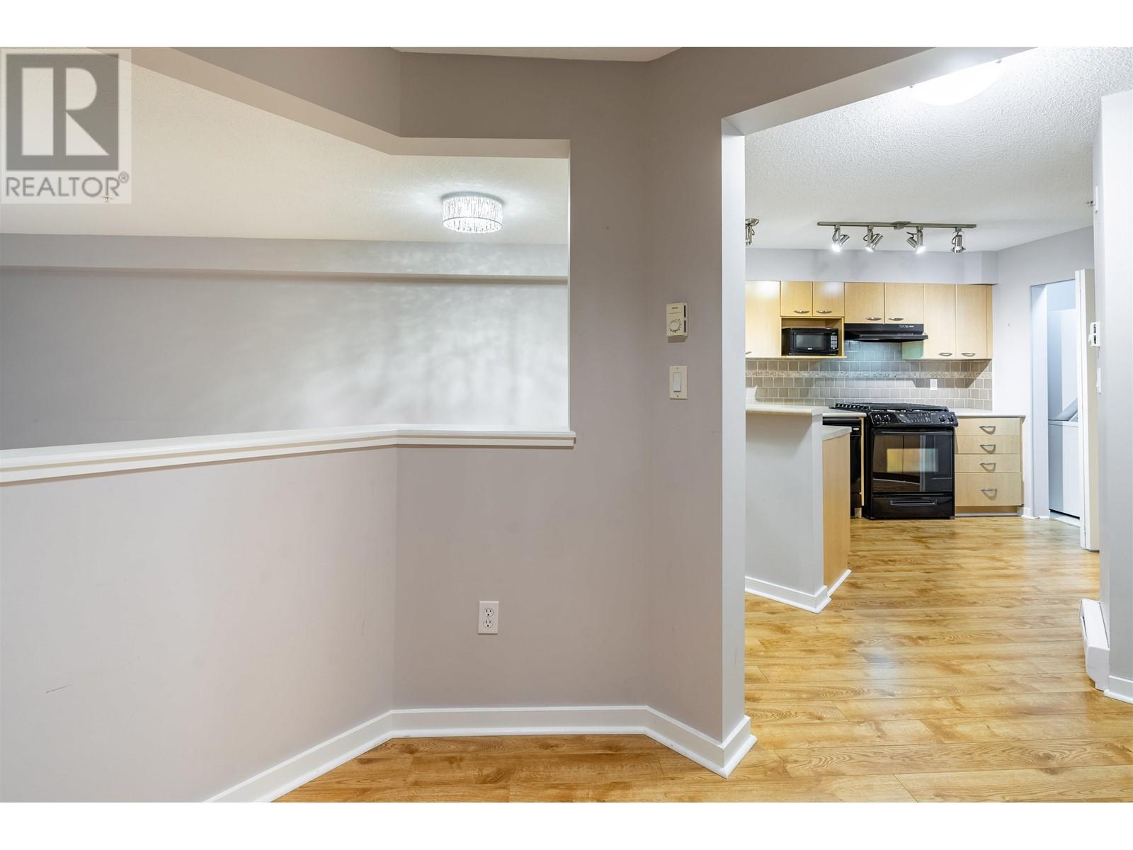 106 2958 Silver Springs Boulevard, Coquitlam, British Columbia  V3E 3R9 - Photo 6 - R2968439