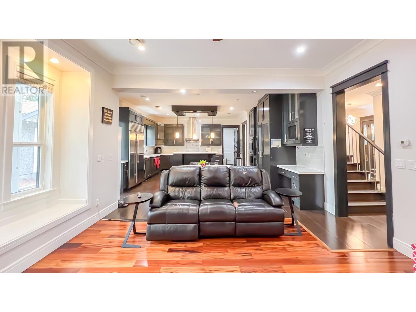 7418 Stanley Street, Burnaby, British Columbia  V5E 3Z7 - Photo 11 - R2968458