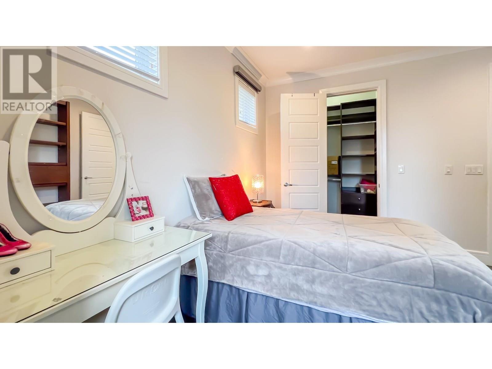 7418 Stanley Street, Burnaby, British Columbia  V5E 3Z7 - Photo 22 - R2968458