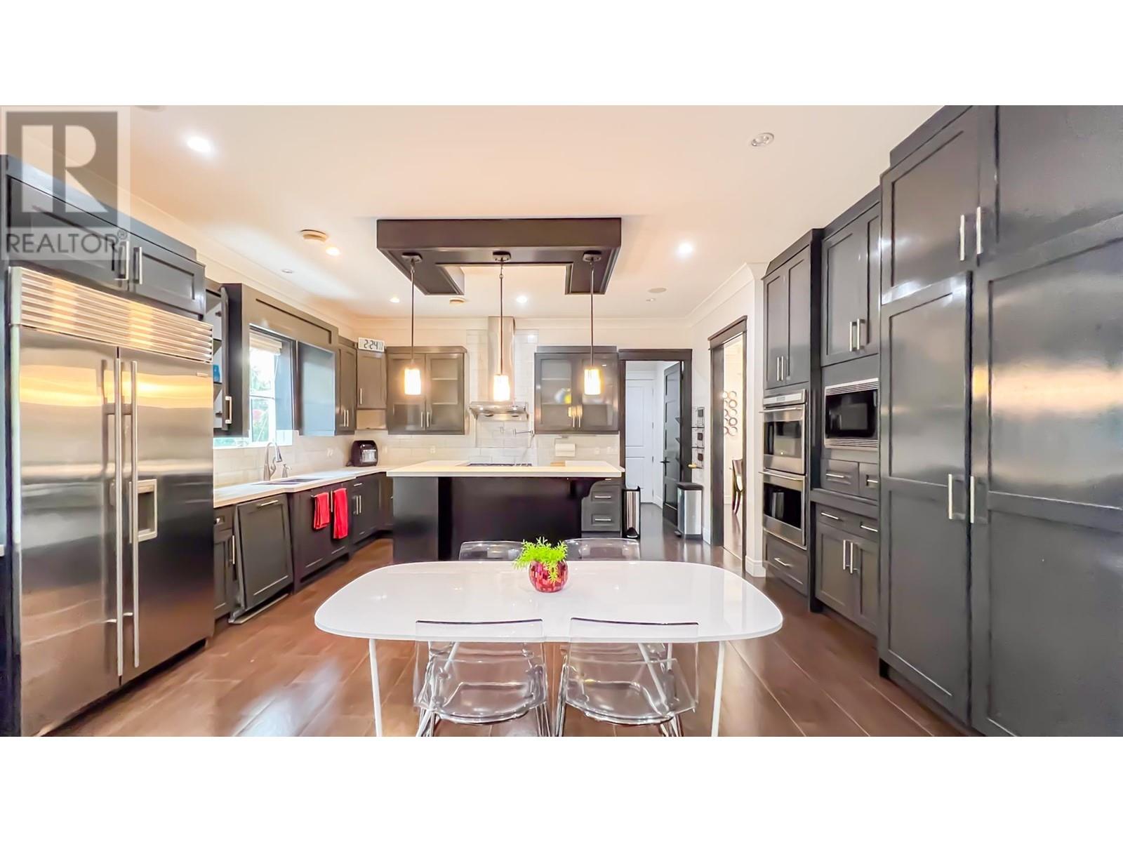 7418 Stanley Street, Burnaby, British Columbia  V5E 3Z7 - Photo 6 - R2968458