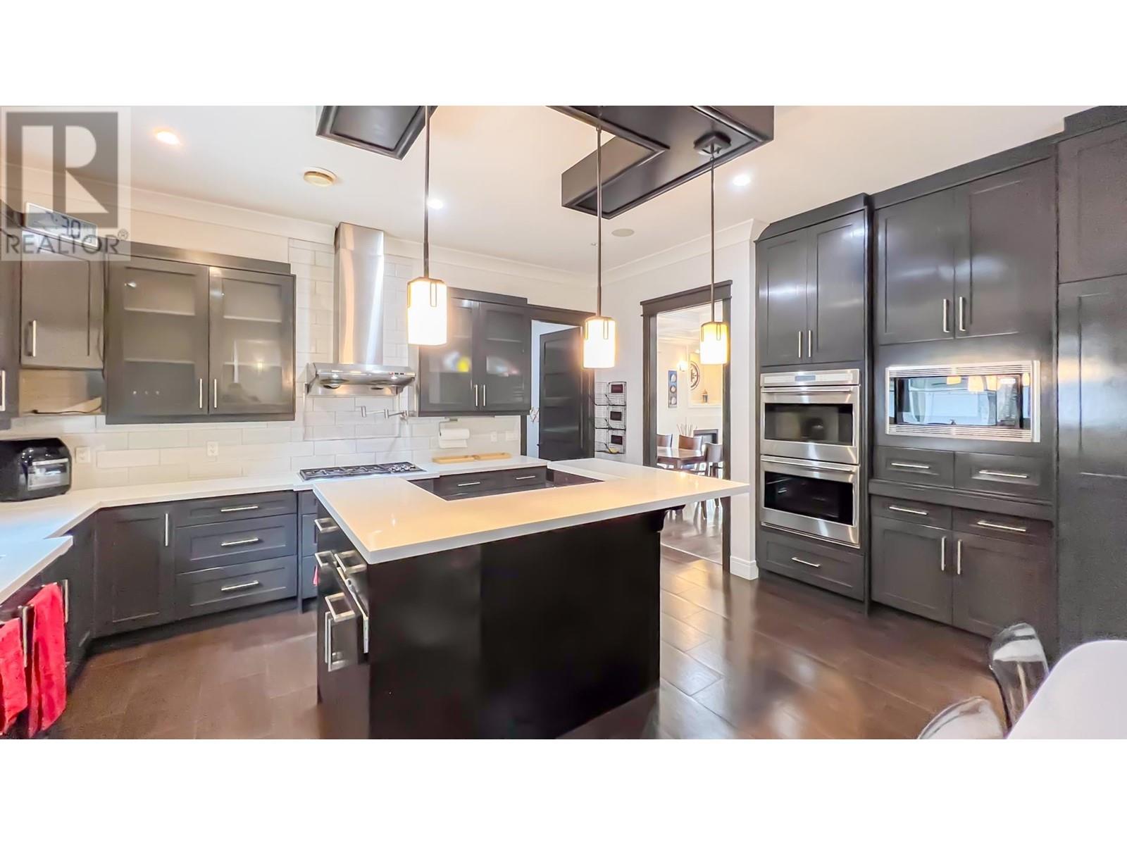 7418 Stanley Street, Burnaby, British Columbia  V5E 3Z7 - Photo 9 - R2968458