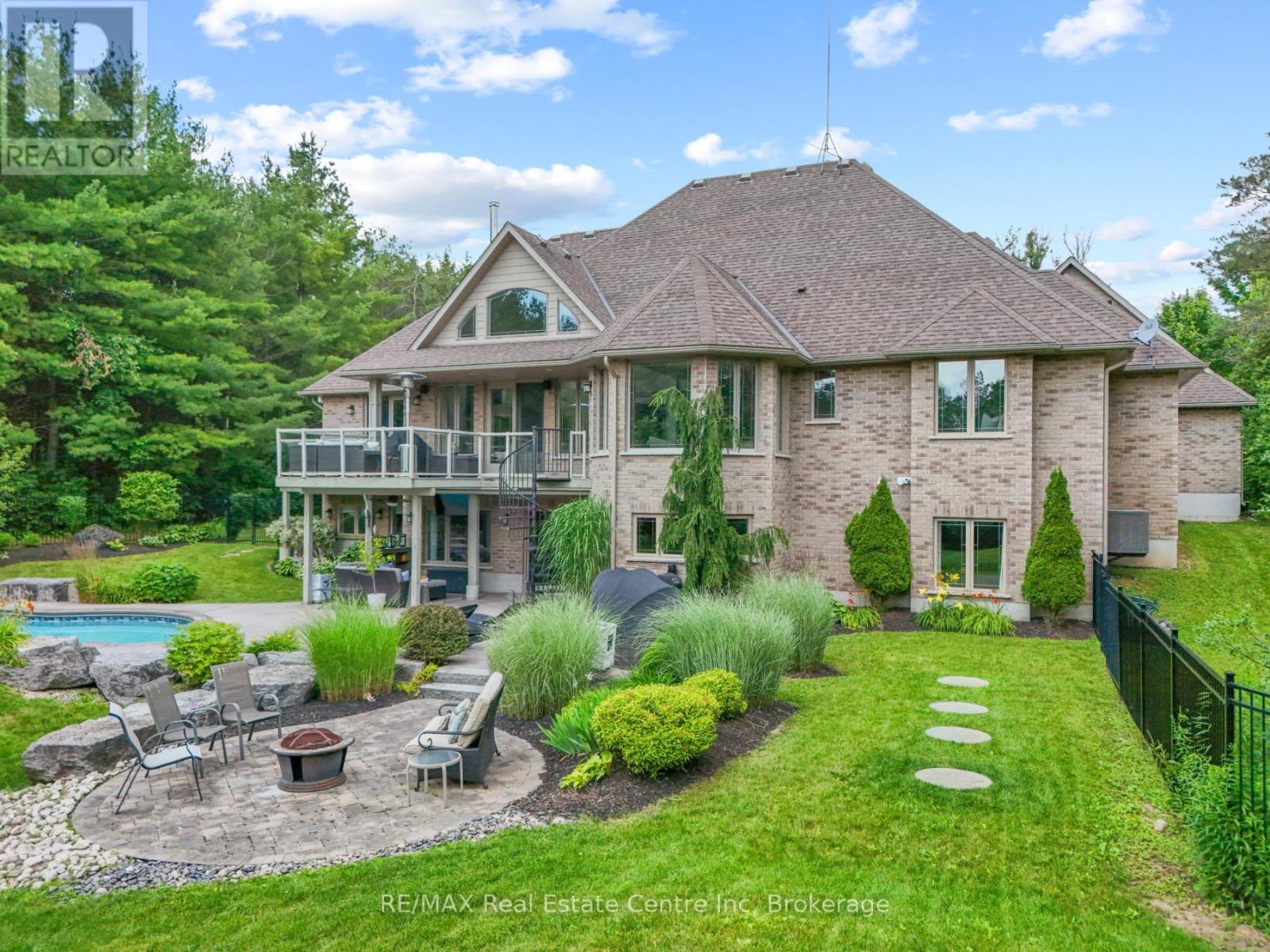 209 Hume Road, Puslinch, Ontario  N0B 2J0 - Photo 41 - X11979134