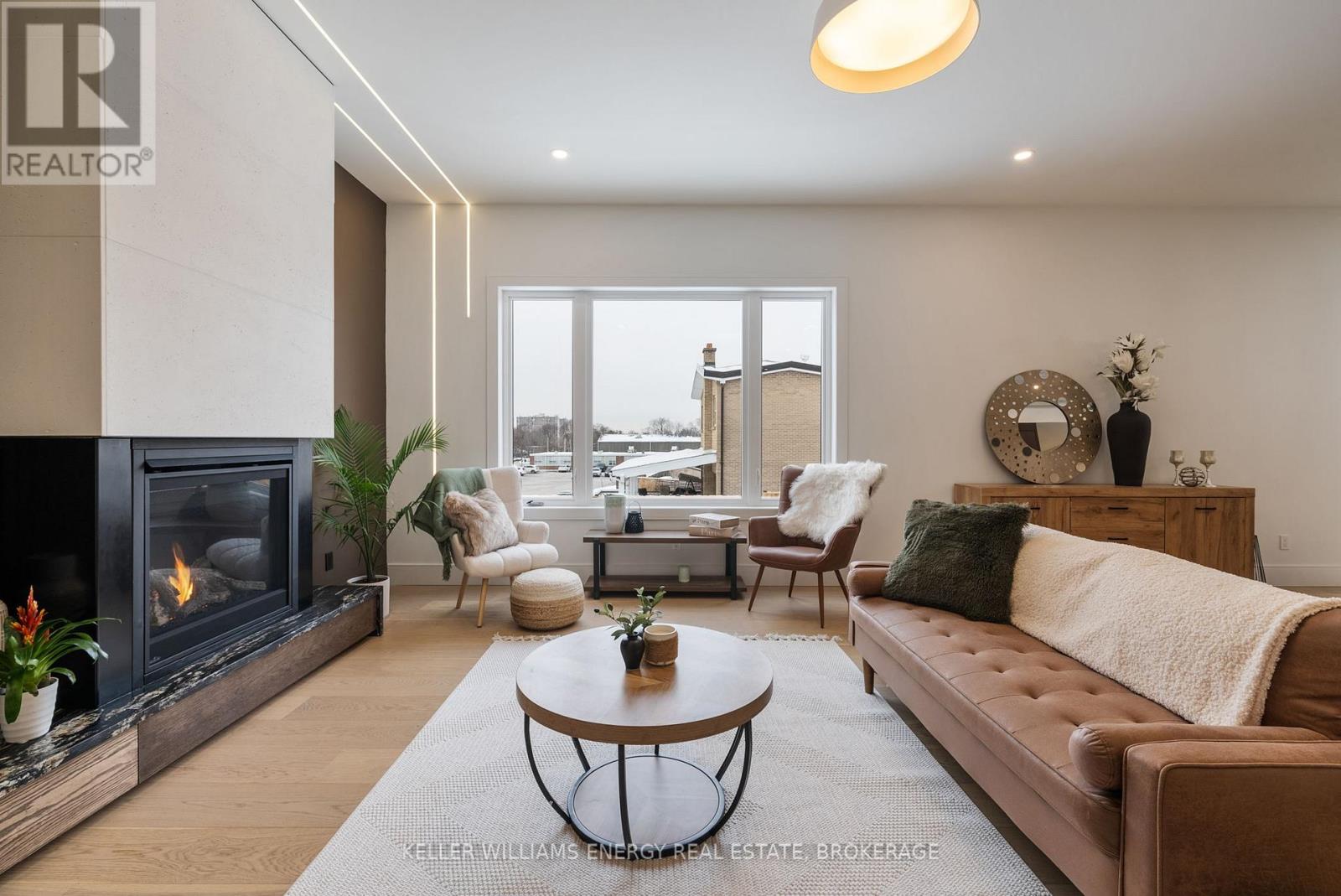 Property at 120B COCHRANE STREET image 4