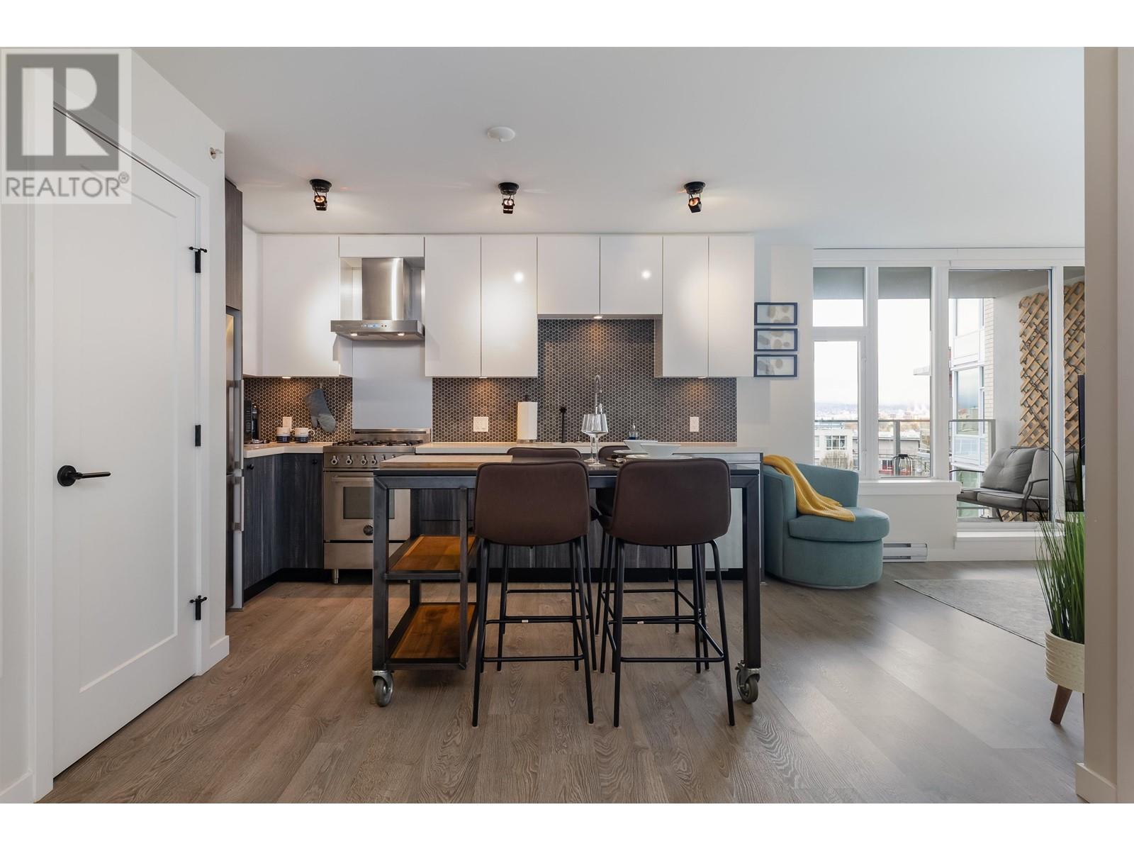 Listing Picture 11 of 39 : 521 311 E 6 AVENUE, Vancouver / 溫哥華 - 魯藝地產 Yvonne Lu Group - MLS Medallion Club Member