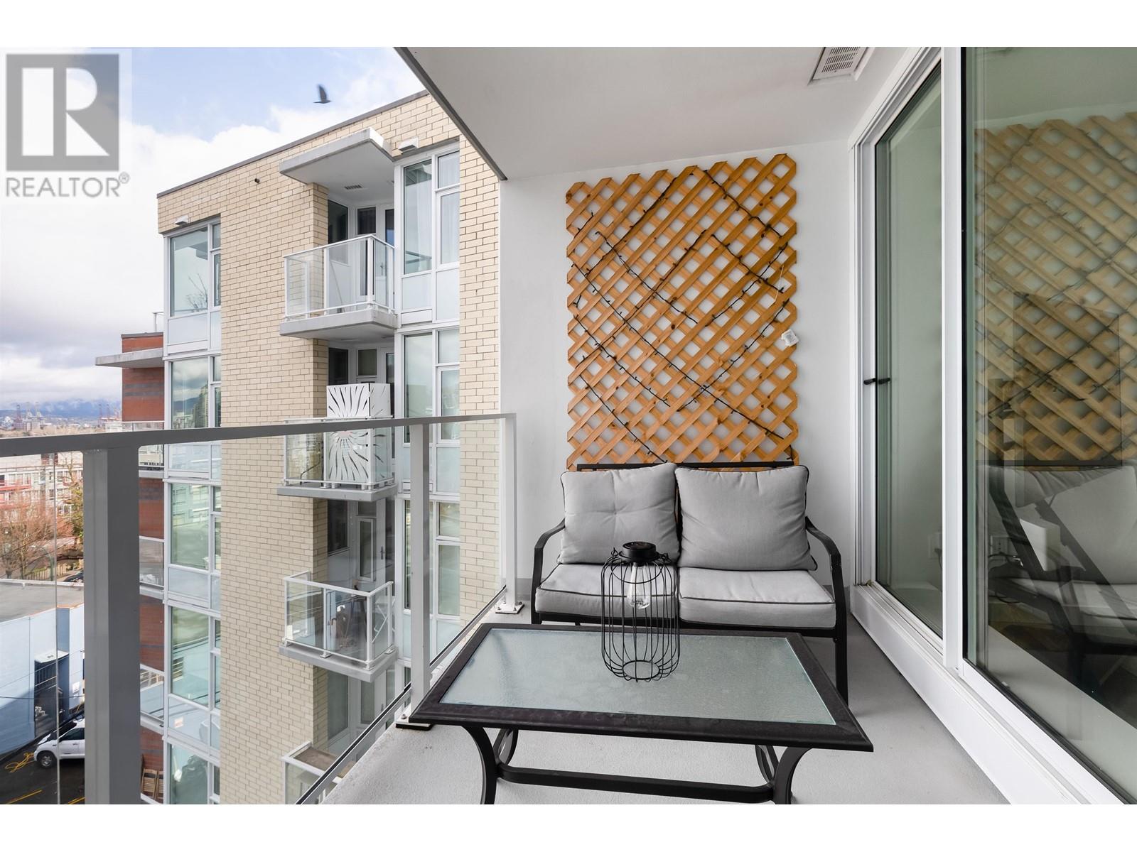 Listing Picture 22 of 39 : 521 311 E 6 AVENUE, Vancouver / 溫哥華 - 魯藝地產 Yvonne Lu Group - MLS Medallion Club Member