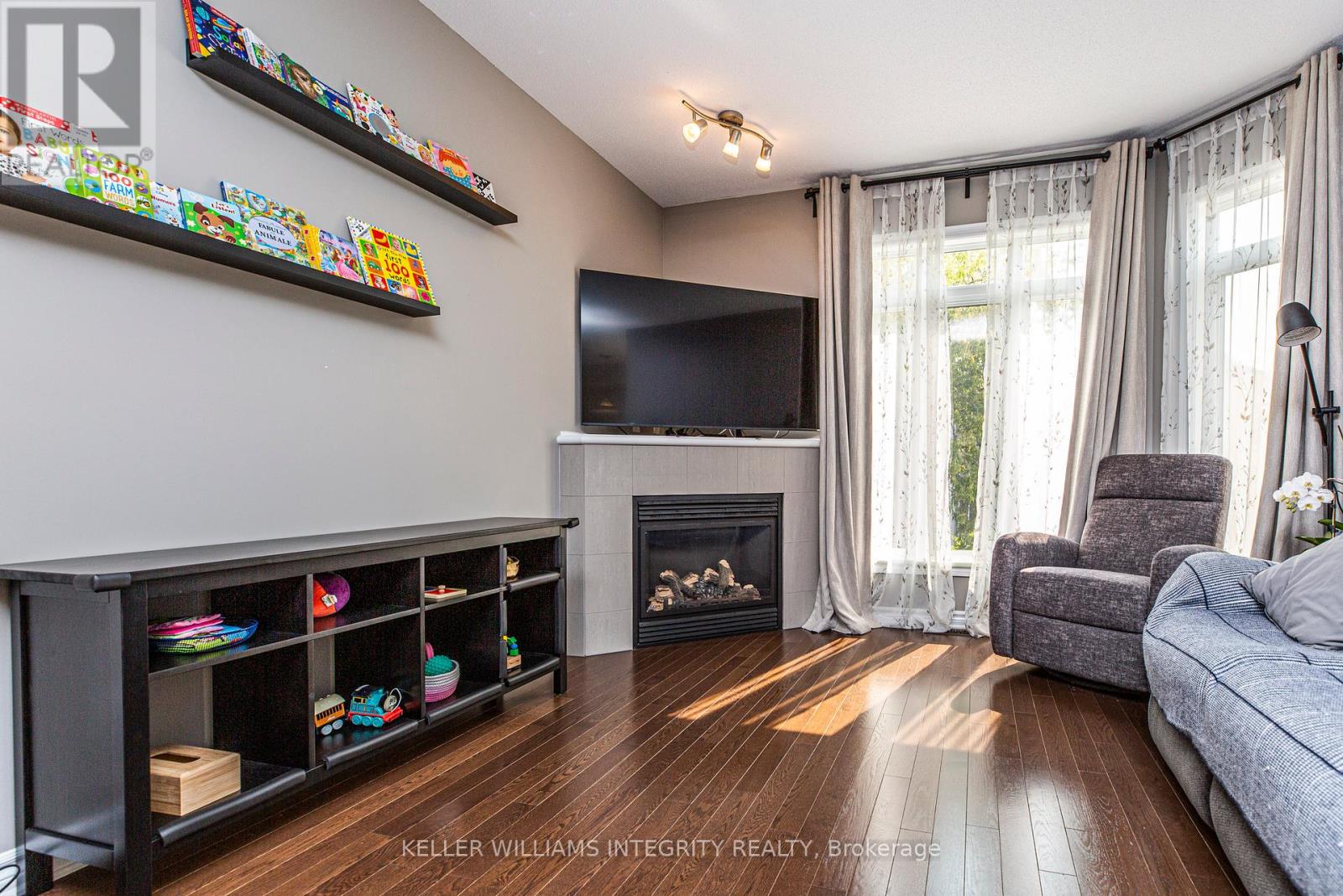 358 KINGBROOK DRIVE Ottawa