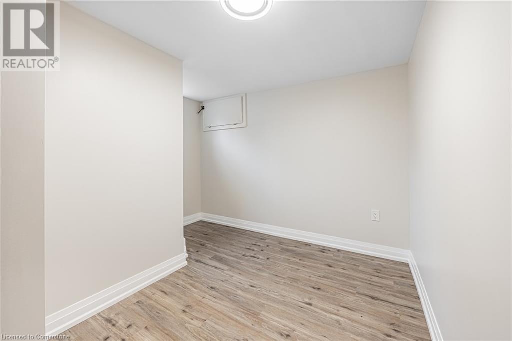 173 West 32nd Street, Hamilton, Ontario  L9C 5H1 - Photo 24 - 40699918