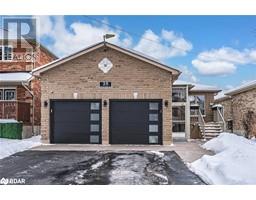 25 THICKETWOOD Avenue, Barrie, Ontario