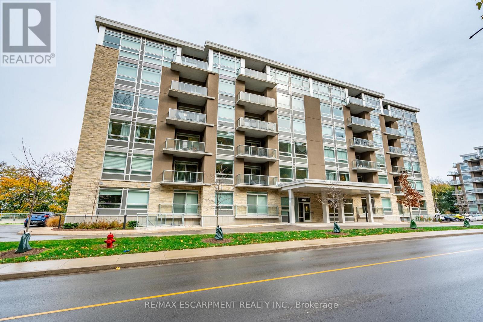 Property at 308 - 467 CHARLTON AVENUE E image 1