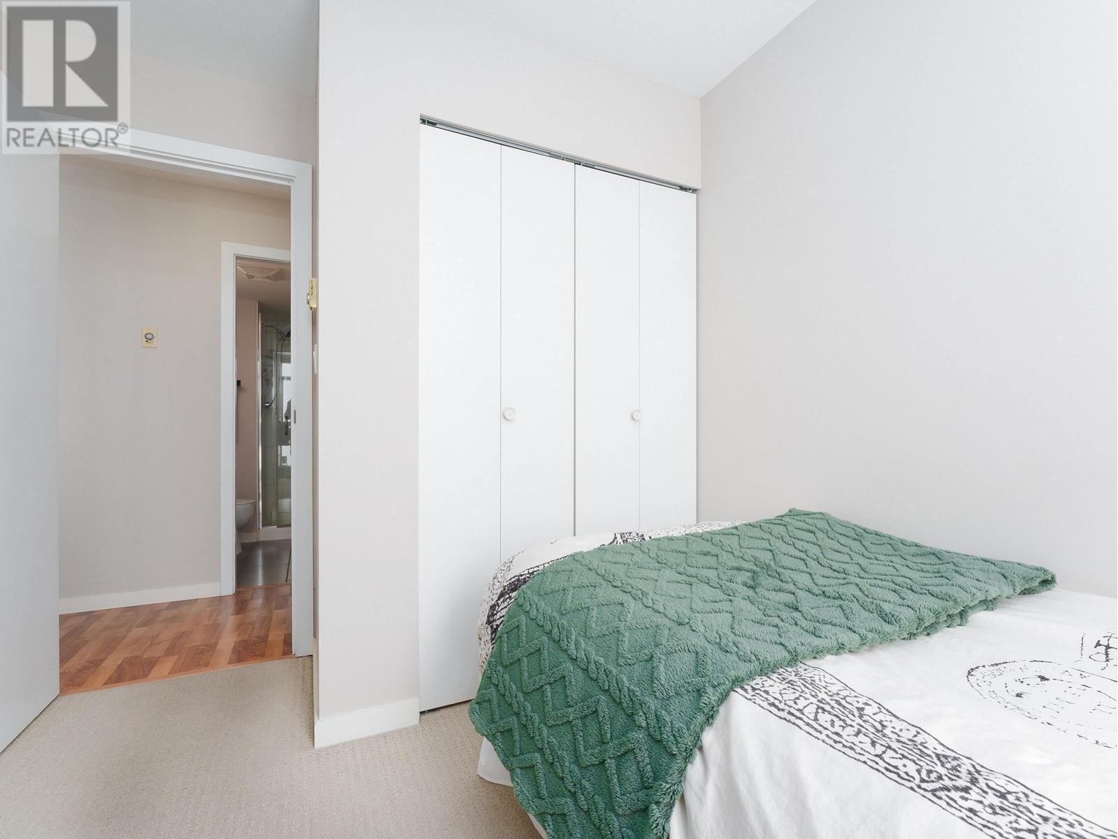 Listing Picture 12 of 20 : 1303 7888 SABA ROAD, Richmond / 烈治文 - 魯藝地產 Yvonne Lu Group - MLS Medallion Club Member