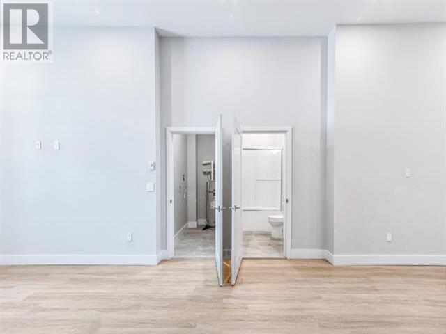 Listing Picture 15 of 18 : 102 3050 KINGSWAY, Vancouver / 溫哥華 - 魯藝地產 Yvonne Lu Group - MLS Medallion Club Member