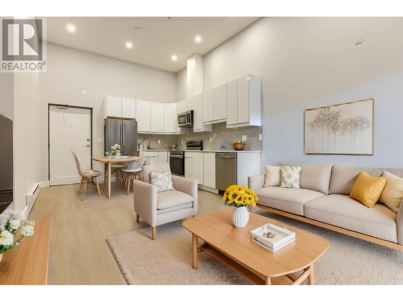 Listing Picture 4 of 18 : 102 3050 KINGSWAY, Vancouver / 溫哥華 - 魯藝地產 Yvonne Lu Group - MLS Medallion Club Member