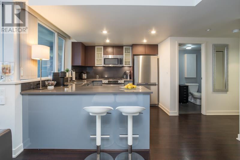 Property at 3001 8080 GRANVILLE AVENUE image 4