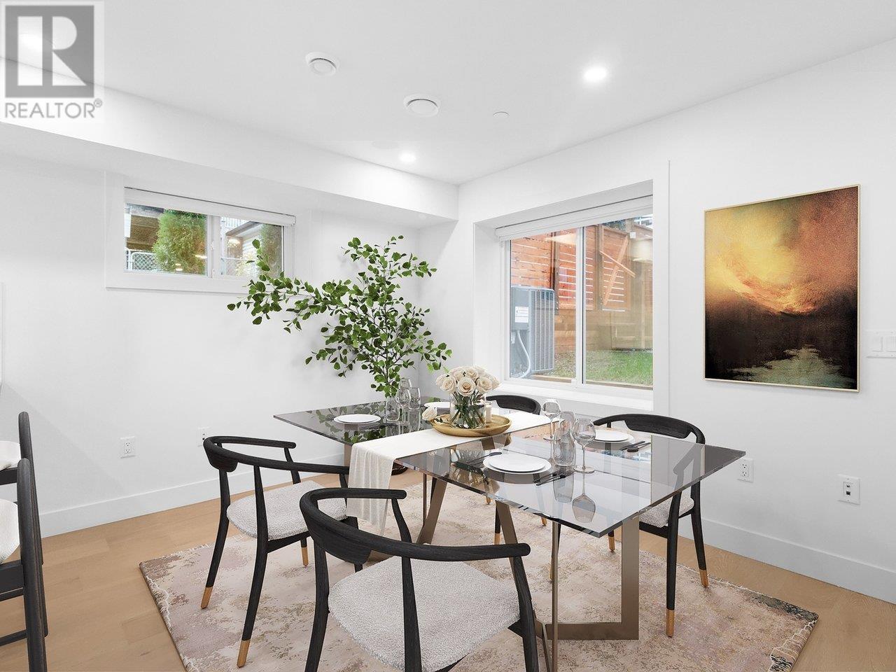 Listing Picture 6 of 26 : 4867 LANARK STREET, Vancouver / 溫哥華 - 魯藝地產 Yvonne Lu Group - MLS Medallion Club Member